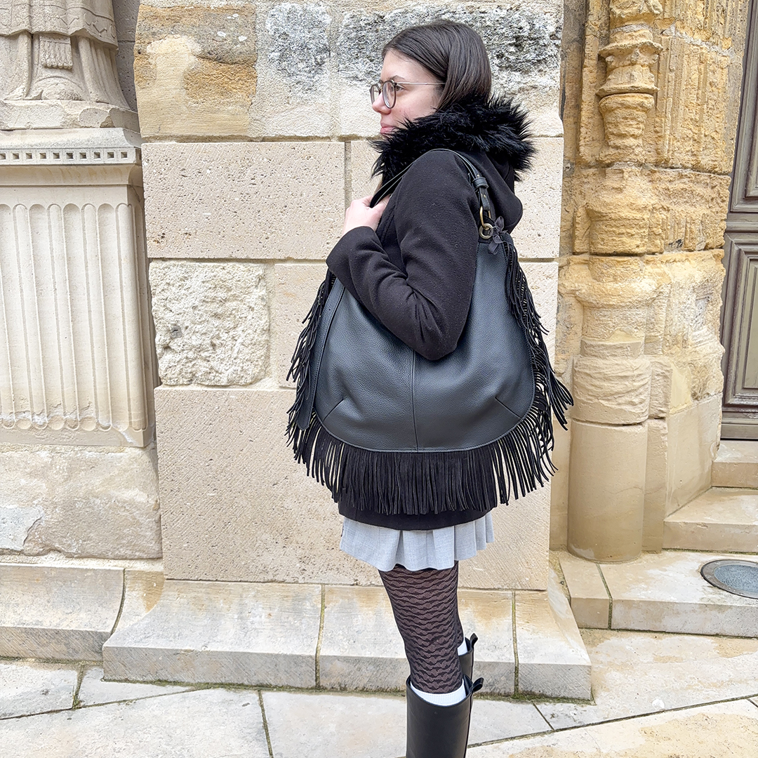 Sac à main cuir franges